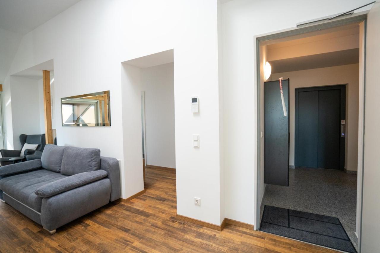 Apartment Hochwertiges / 120m² / Dachterrasse / Parking